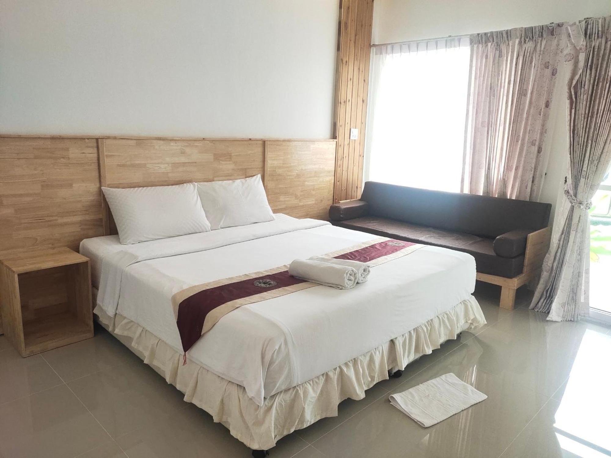 Yuwadee Resort Csalong Kültér fotó