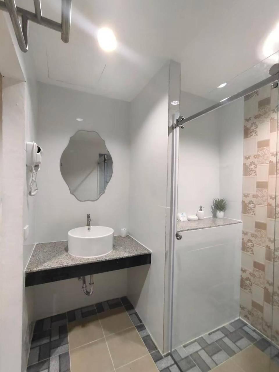 Yuwadee Resort Csalong Kültér fotó