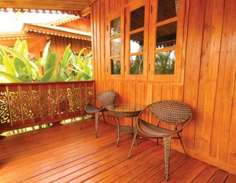 Yuwadee Resort Csalong Kültér fotó