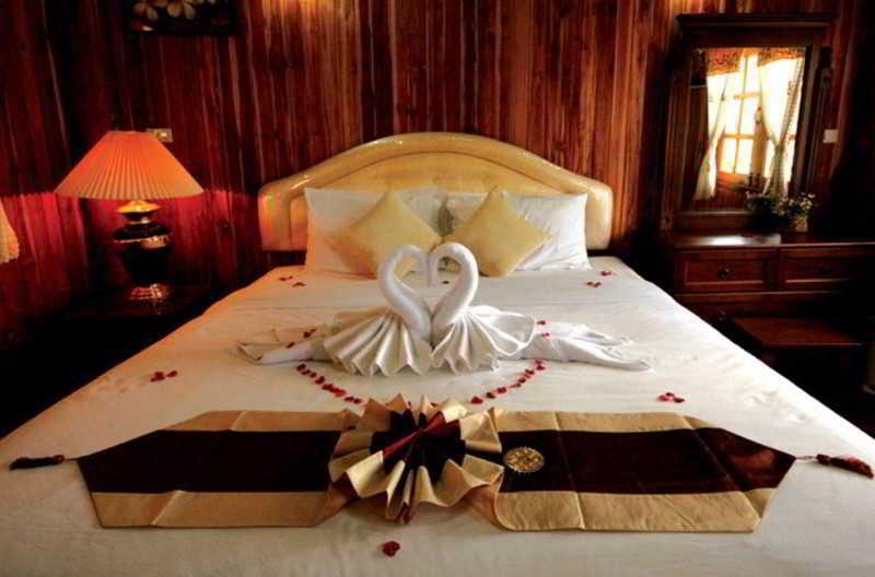 Yuwadee Resort Csalong Kültér fotó