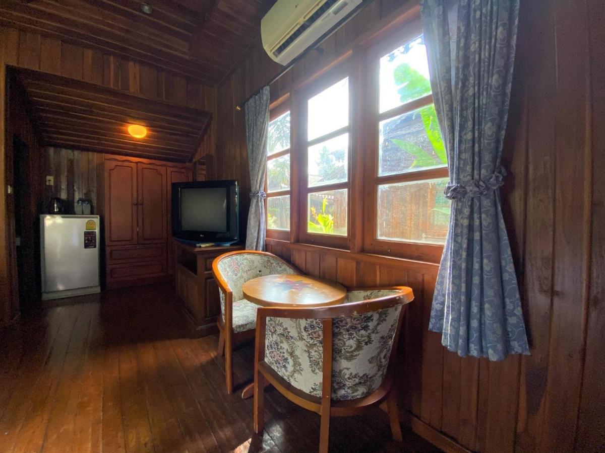 Yuwadee Resort Csalong Kültér fotó